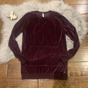 Fabletics Womens Sweatshirt Liane Velvet Pullover Long Sleeve Purple Size Small